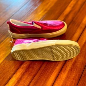 Girls pink slip ons
